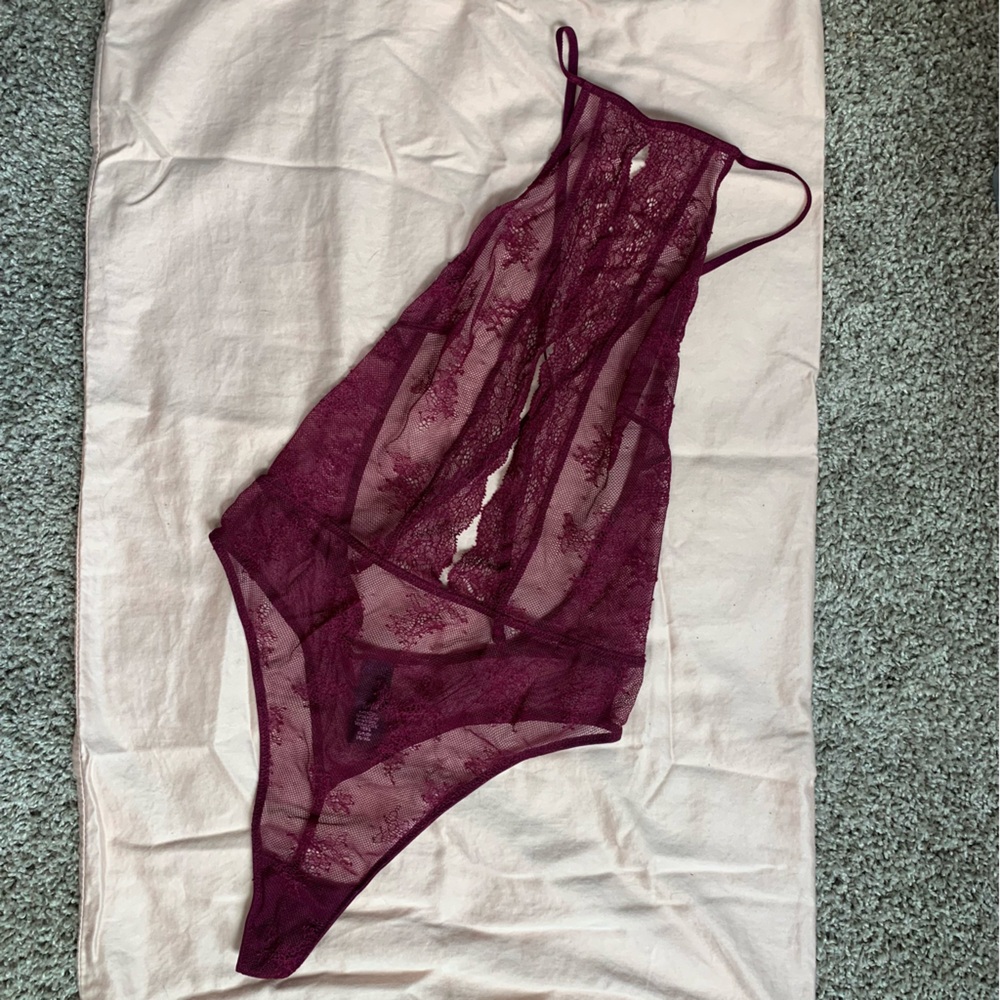 VICTORIA’S SECRET Maroon Sheer Lace Bodysuit